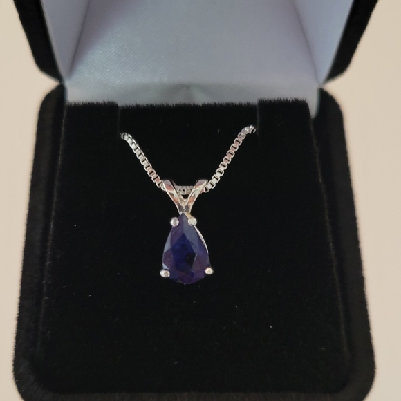 New 2ct Natural Blue Sapphire Pendant With A Chain - Picture 3 of 10